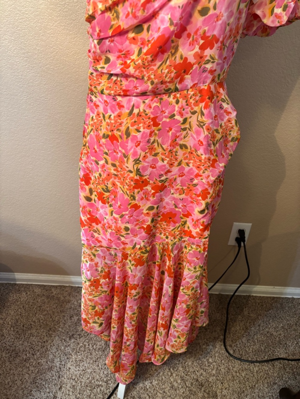 NEW ASTR Dress Large Santorini 1-Shoulder Floral Midi Chiffon Pink Orange Flowy - Picture 5 of 16